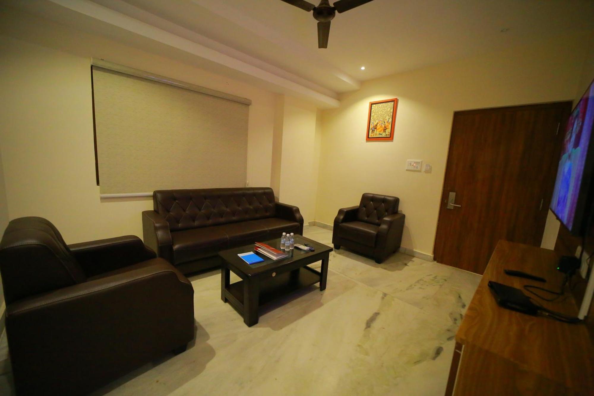 Dhruv Elite And Banquets Hotel Hyderabad Exterior foto